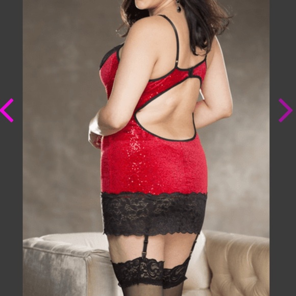 Plus size sexy Red sequin velvet gartered chemise - Picture 2 of 2